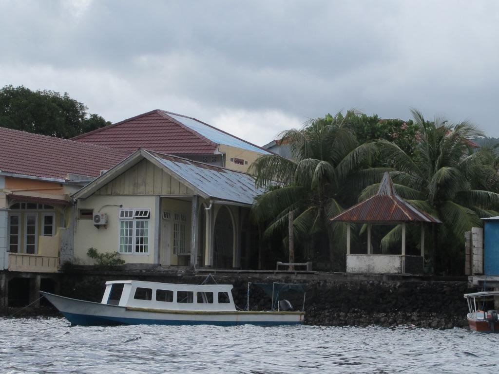 VITA GUEST HOUSE (Bandar Neira, Indonesia) - Ulasan Penginapan ...