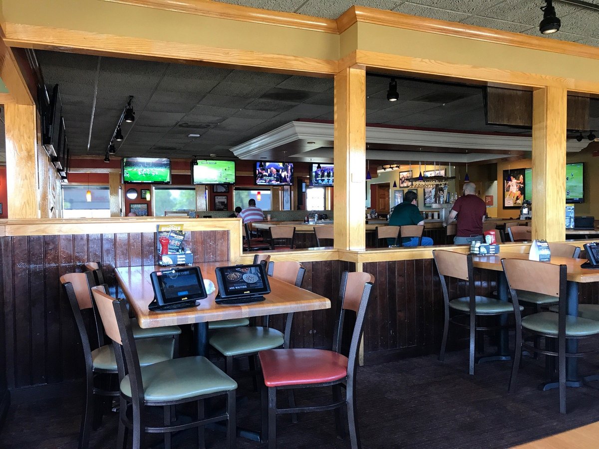 APPLEBEE'S GRILL + BAR, Boiling Springs - Photos & Restaurant Reviews ...