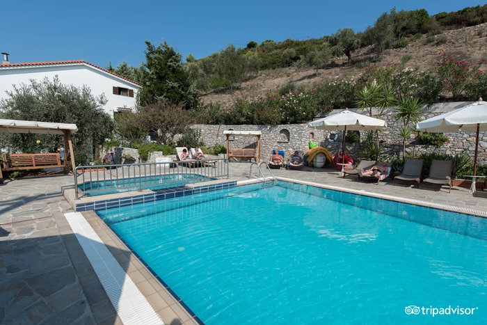 Areti Studios and Appartments Pool: Pictures & Reviews - Tripadvisor