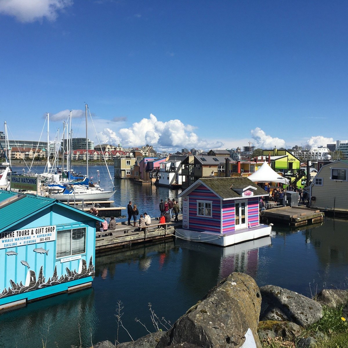 What is the weather like in victoria bc in september