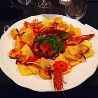Taberna Real do Fado - Casa de Fado no Porto