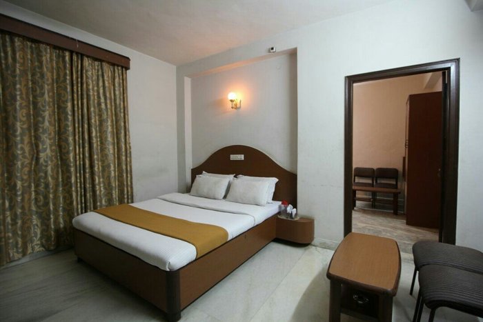 HOTEL KADAMBA COMFORTS (Hassan, Karnataka) - B&B Reviews, Photos, Rate ...