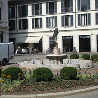 Fontana delle Rane