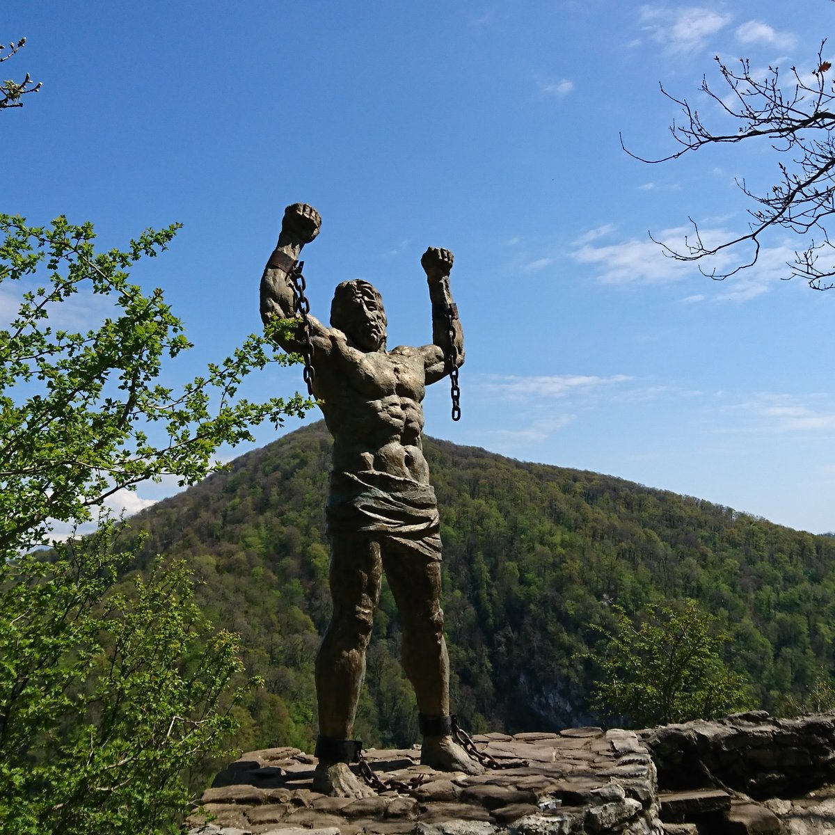 MONUMENT TO PROMETHEUS (Sochi) - Qué SABER antes de ir