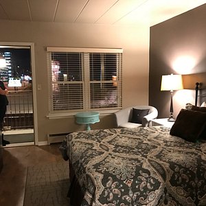 Newly remodel room - hardwood floors and cozy decor!