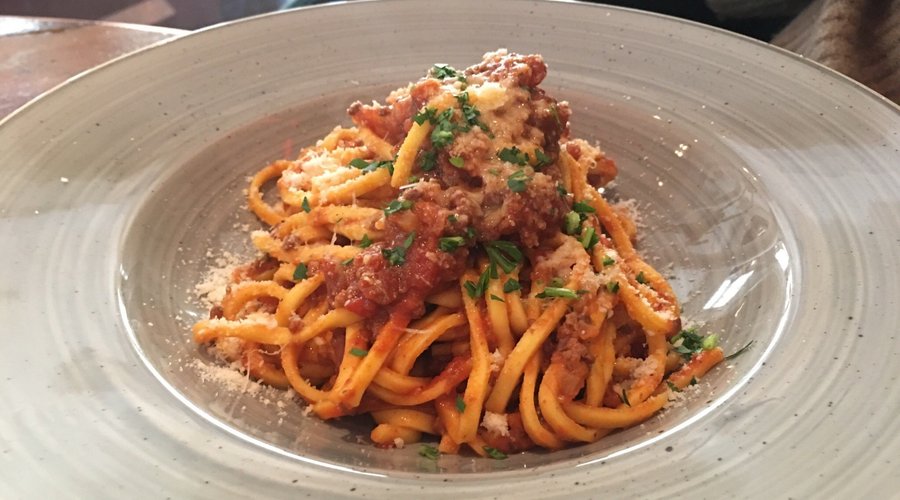 Pepperoni and Mushroom Pasta Bake (香肠蘑菇意大利面烤)