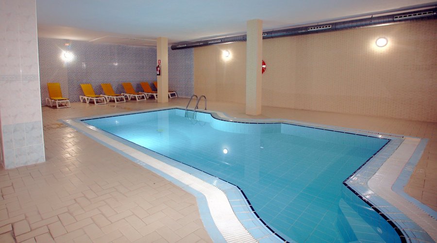 Piscina climatizada