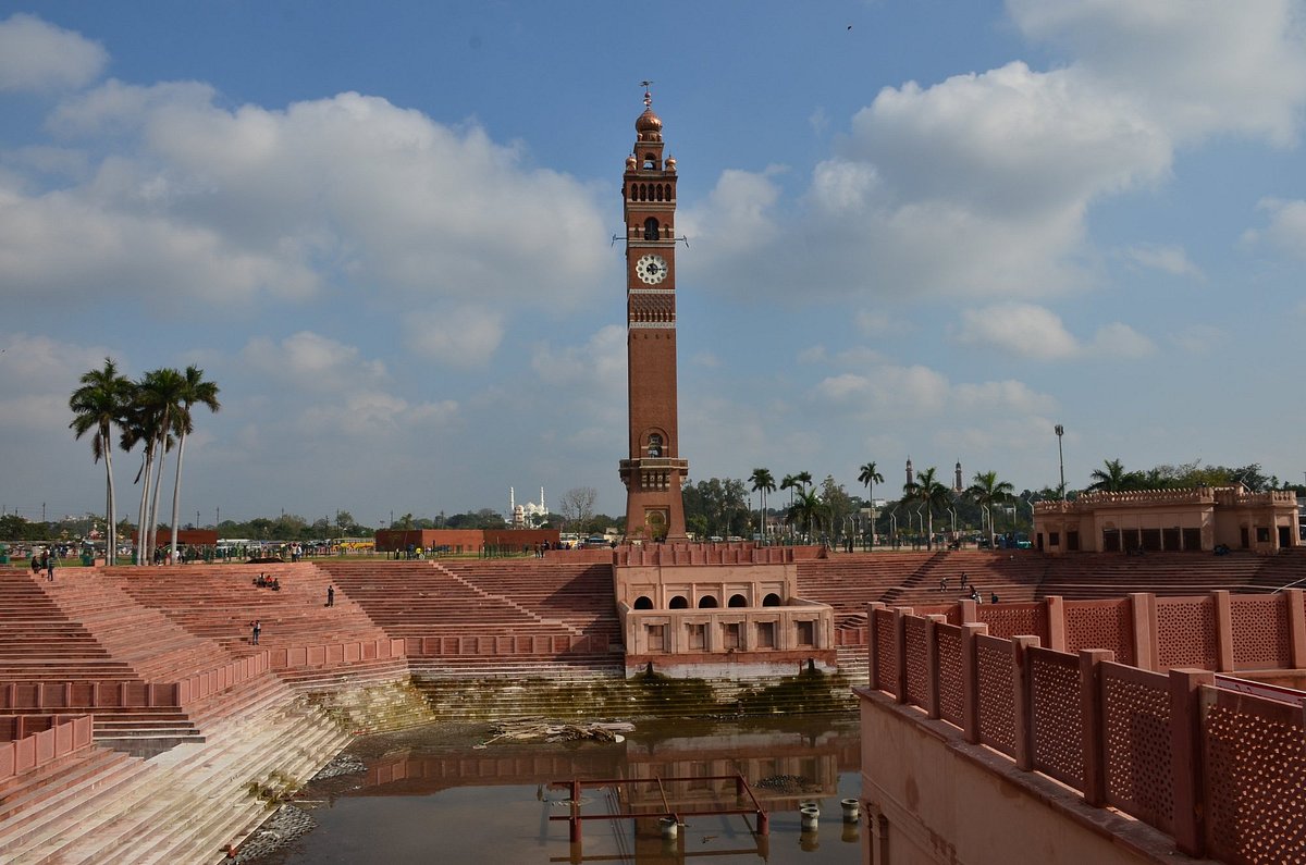 Husainabad Clock Tower, Лакхнау: лучшие советы перед посещением -  Tripadvisor