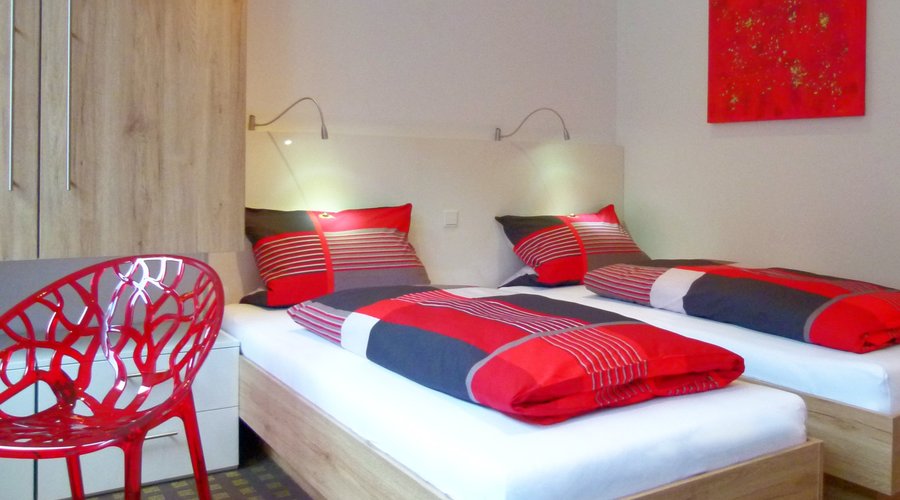 Die modernen Zimmer bestechen durch das Interieur welches speziell für unser Hotel designed wurd