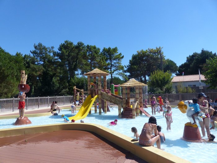 CAMPING APV ANTIOCHE - Campground Reviews (Ile de Re/Le Bois-Plage-en-Re)