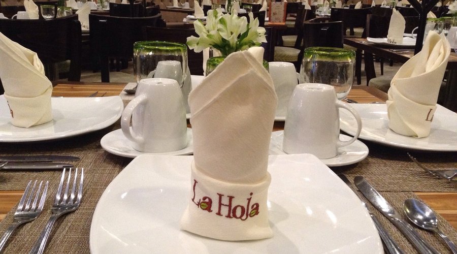 La hoja café el lugar perfecto para tus desayunos!