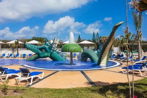 Piscina e spiaggia