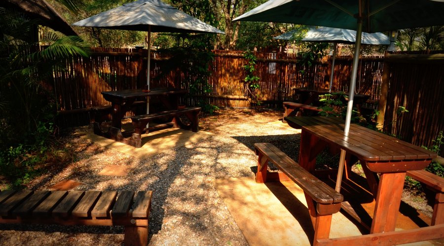 Outside area in Restaurant - Benches
