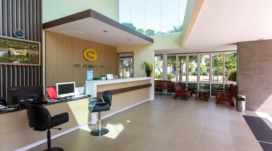 Lobby at the Gypsy Sea View resort