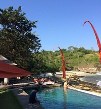 Trevelly villa pool area