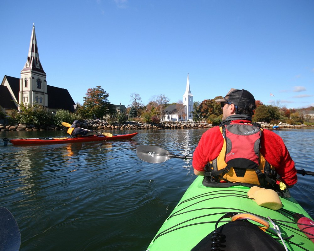 boat tour mahone bay