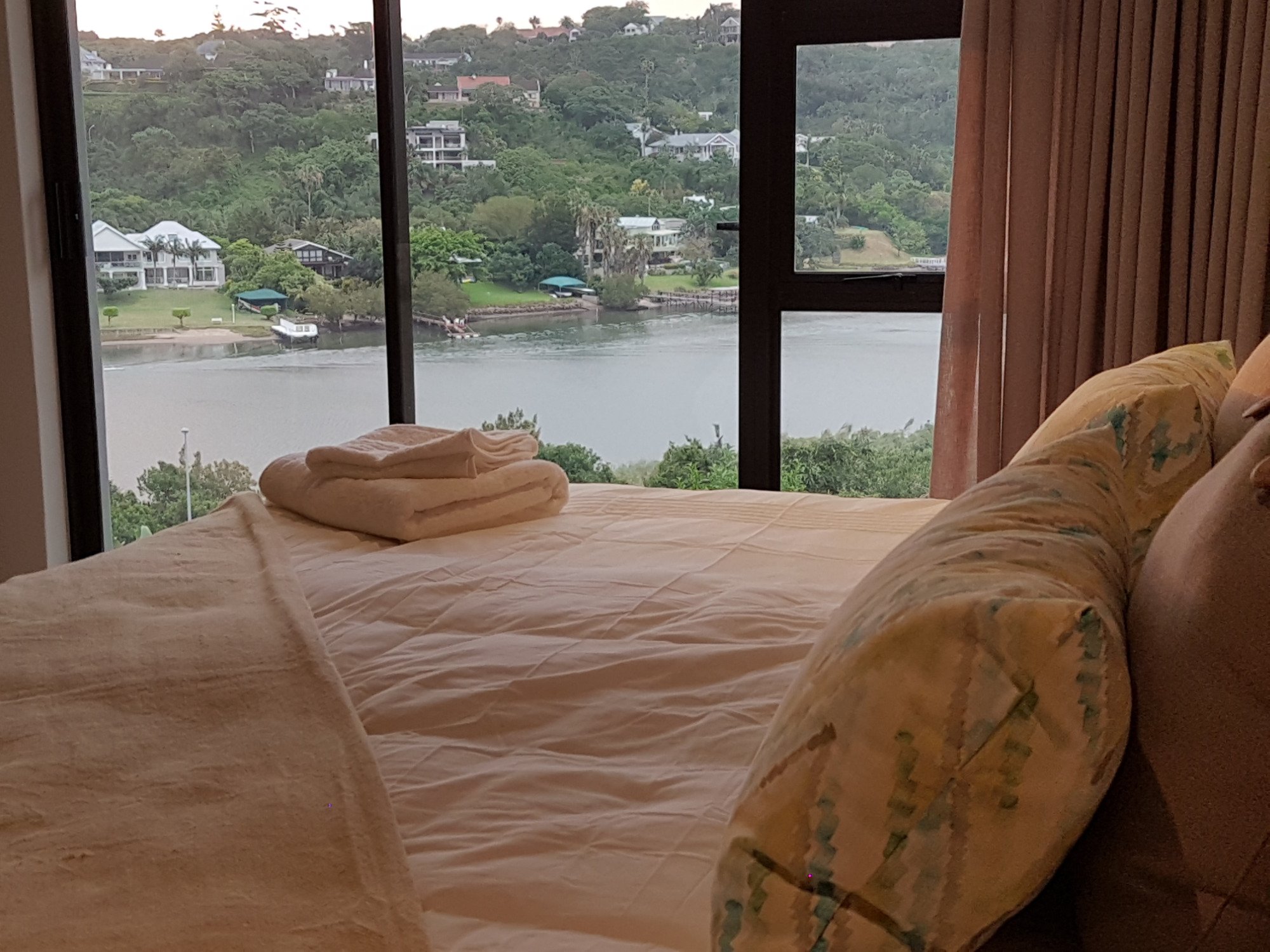 Hotel photo 18 of Riverview Guest House.