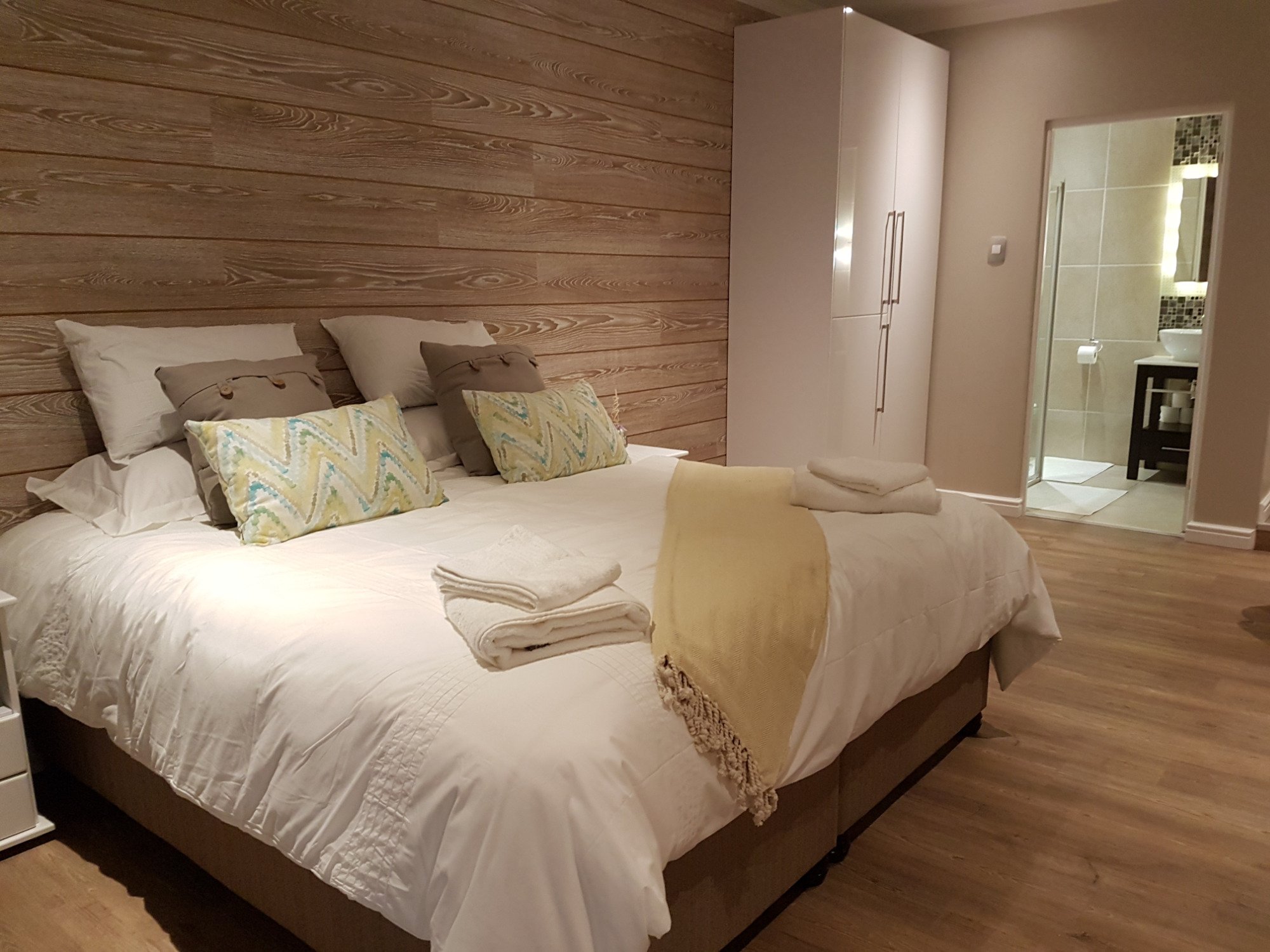 Hotel photo 9 of Riverview Guest House.