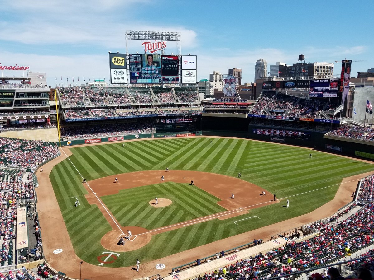 What's it like to watch the Twins from Target Field's towering new