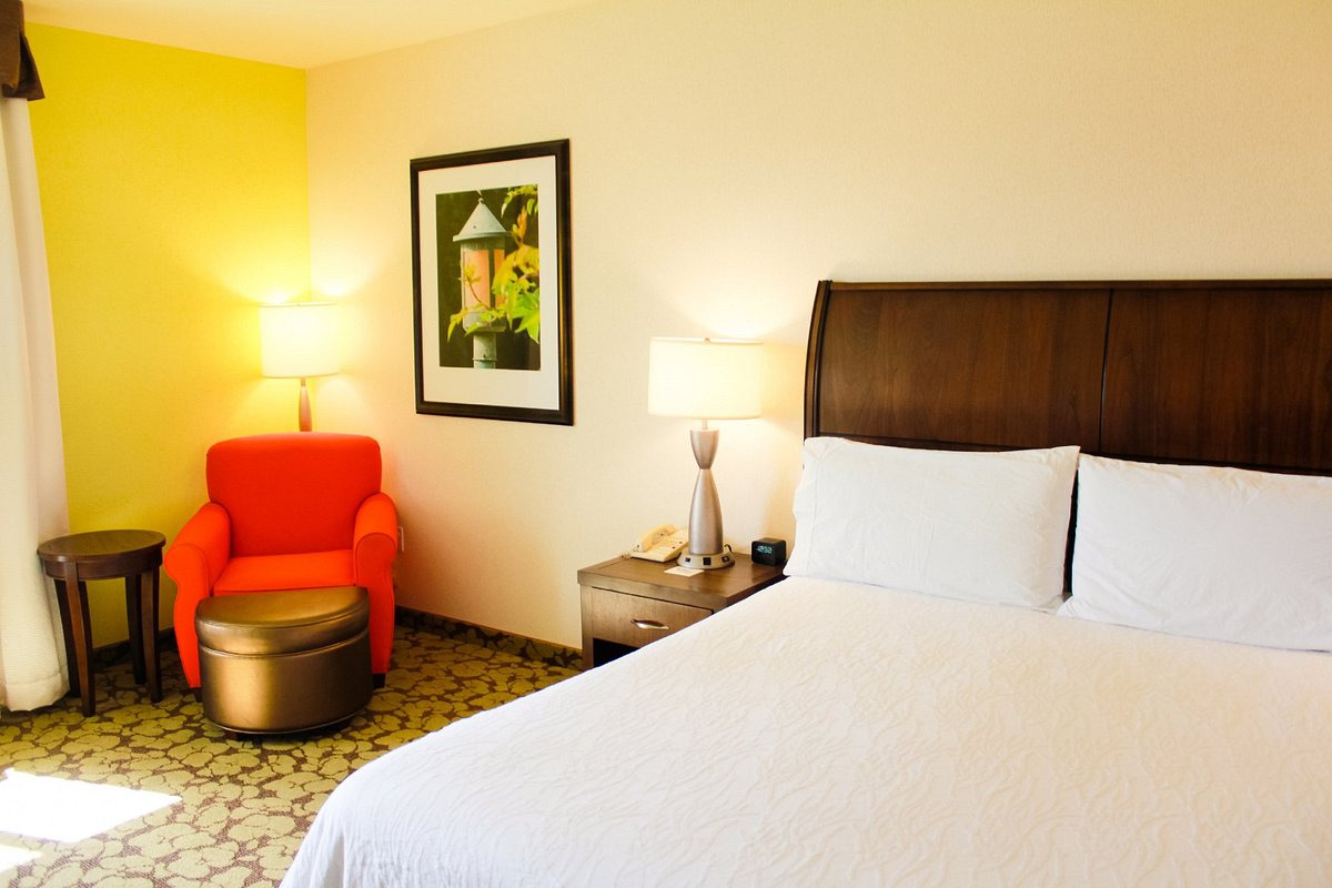 Hilton Garden Inn Redding Hotel Reviews Photos Rate Comparison Tripadvisor
