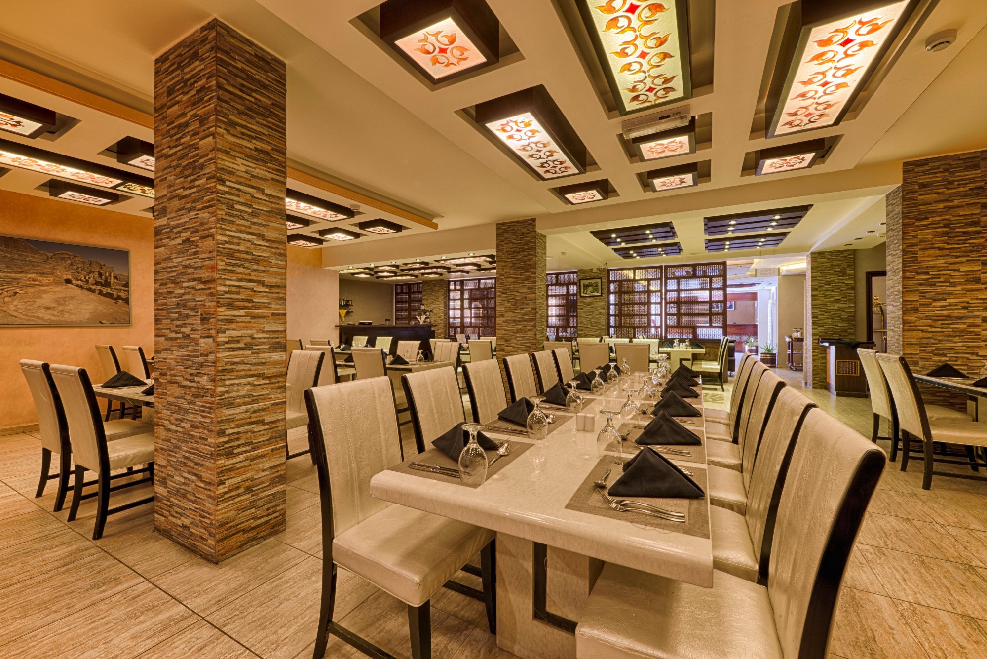 Seven Wonders Hotel by null