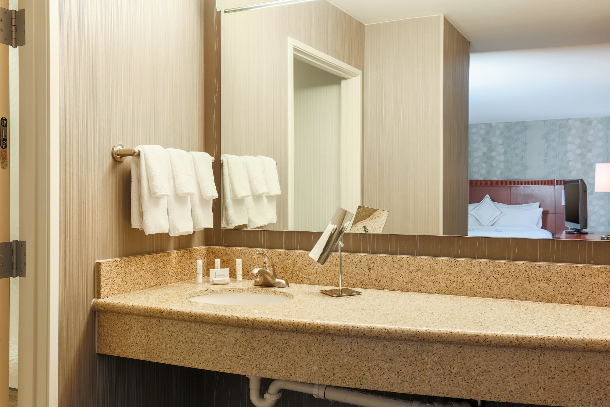 Hotel photo 11 of Courtyard by Marriott Las Vegas South.