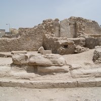 Dilmun Burial Mounds, Riffa