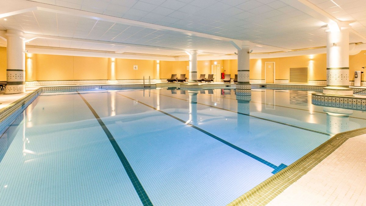 Dunston Hall Pool: Pictures & Reviews - Tripadvisor