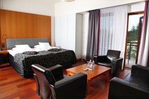 Zimmer und Suite