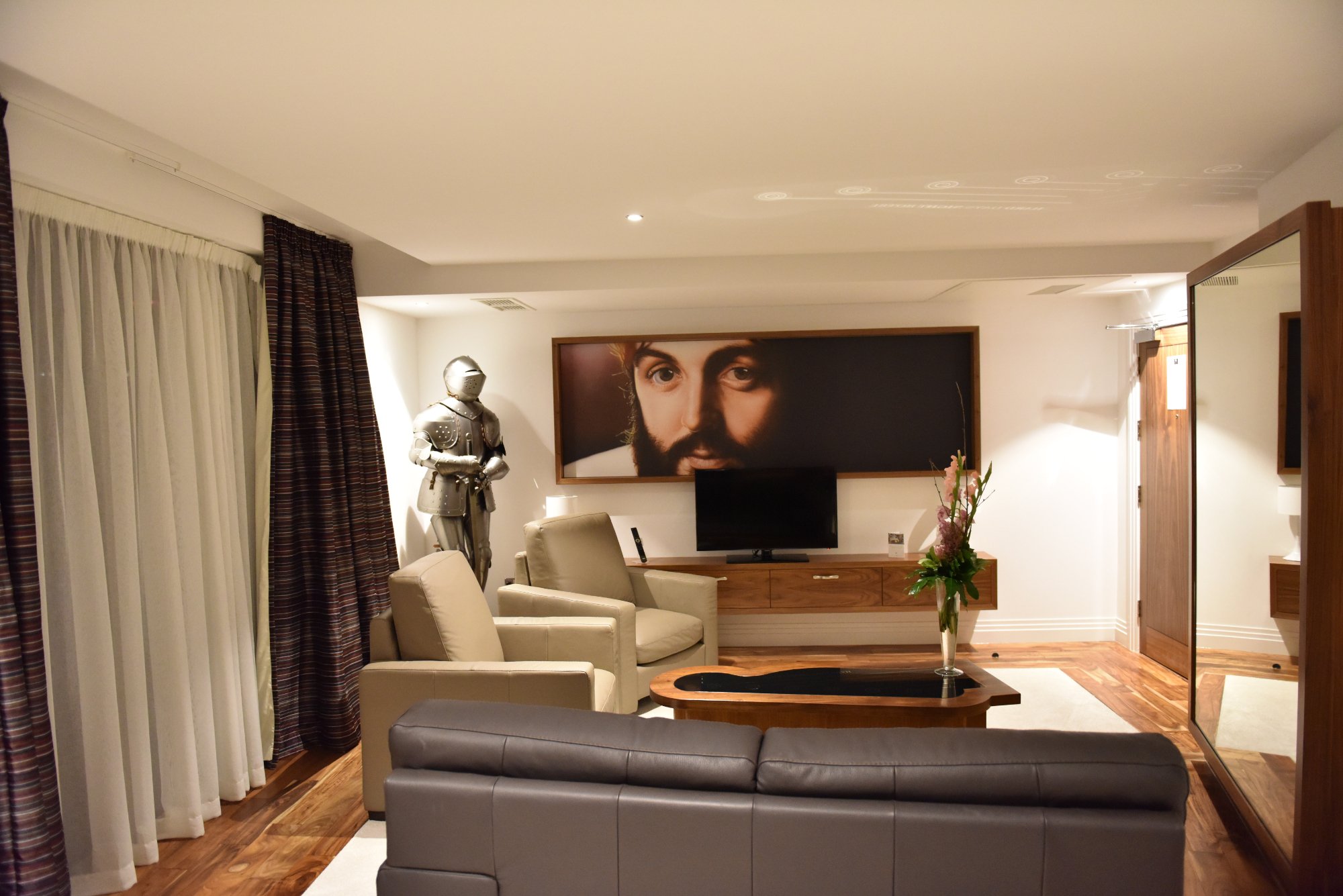 Hotel photo 79 of Hard Days Night Hotel.