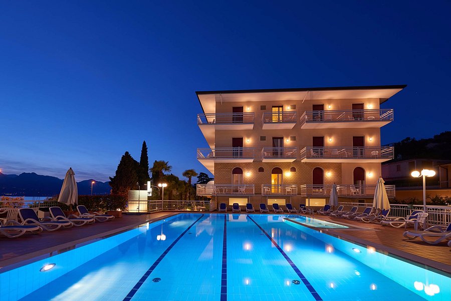 HOTEL BENACUS - Prices & Reviews (Torri del Benaco, Lake Garda, Italy)