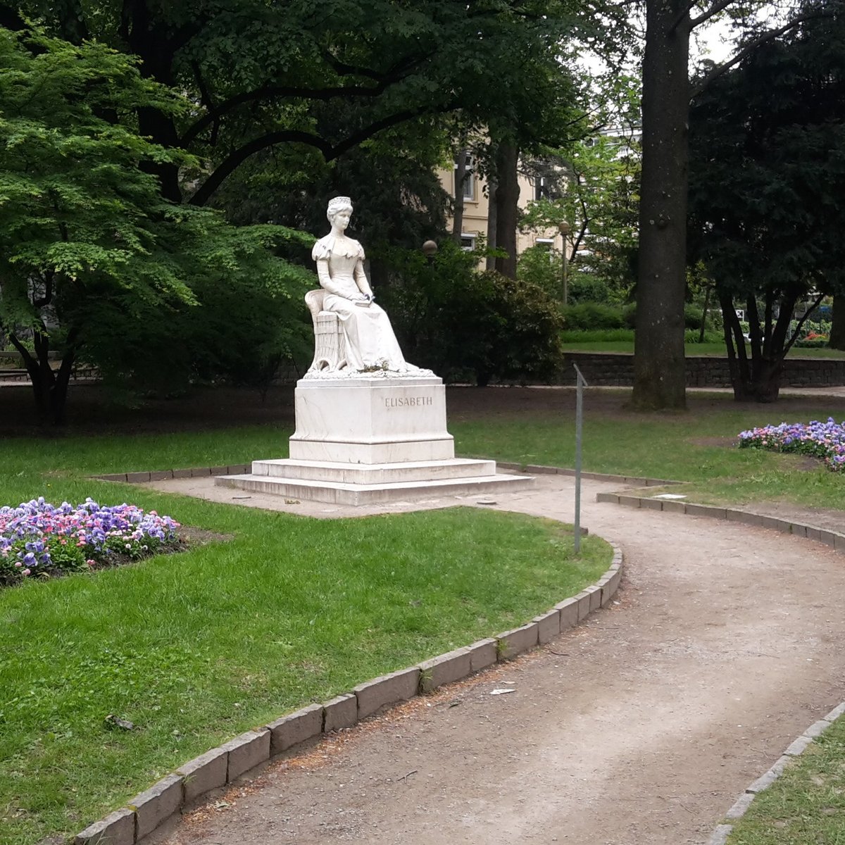 Monument of Empress Elisabeth (Sissi), Мерано: лучшие советы перед  посещением - Tripadvisor