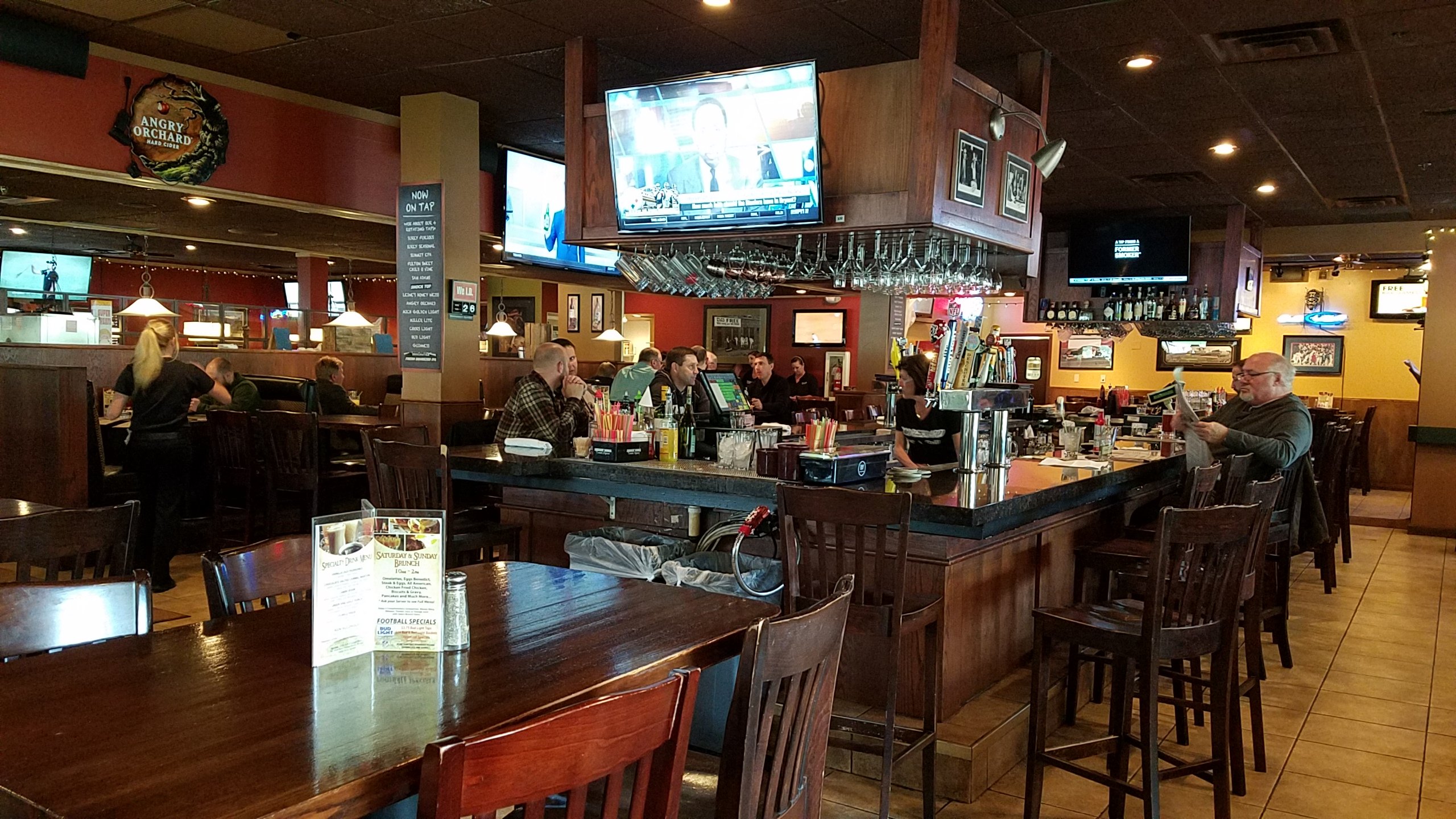 Scoreboard bar and grill discount