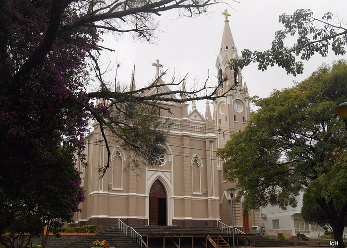 Templo Satogou - 🟢 Brais Brais es el líder del Gimnasio de Pueblo