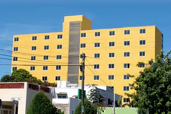 Fachada del hotel