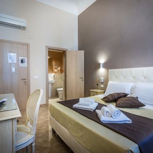 camera matrimoniale con bagno privato