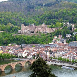 Heidelberg mit Schloß.
