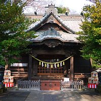 拝殿です。歴史と伝統が感じられます