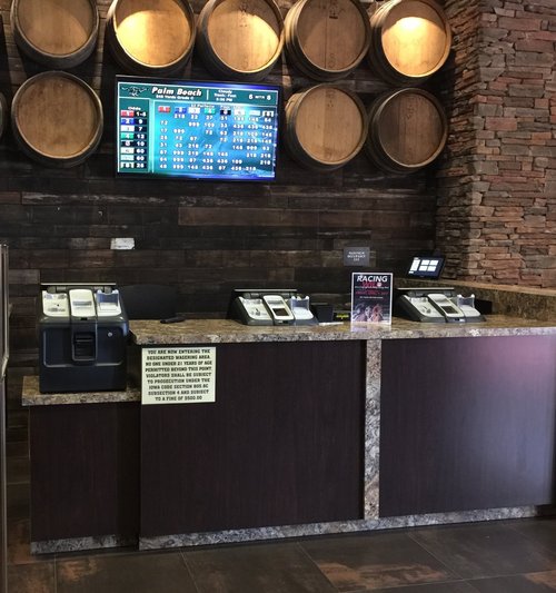 WILD ROSE CASINO & RESORT Updated 2022 Hotel Reviews (Clinton, Iowa)