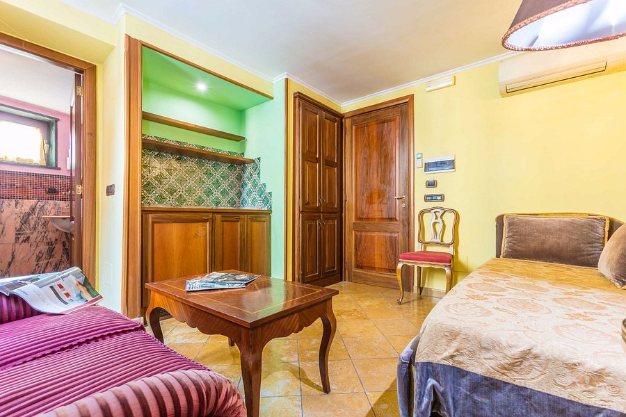 Colosseo Accomodation Room Guest House Prices B B Reviews Rome Italy Tripadvisor