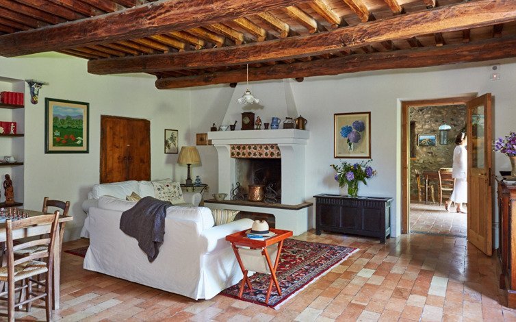 salone comune con camino