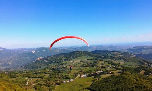 Parapendio biposto a Montefalcone nel Sannio