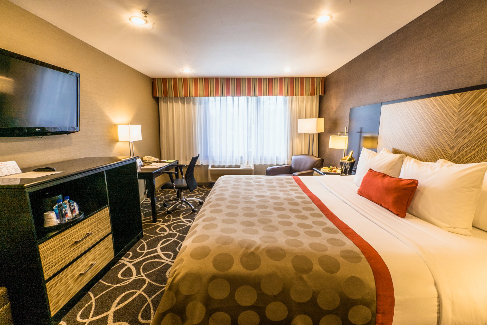 Hotel photo 10 of Holiday Inn Newark Intl Airport - North, an IHG Hotel.