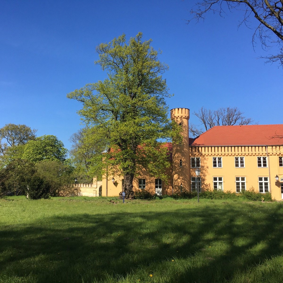 Schloss Petzow (Werder upon Havel) - All You Need to Know BEFORE You Go