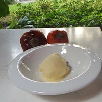 Ese sabor es una fruta amazónica llamada Túpiro, familia del tomate y del caqui