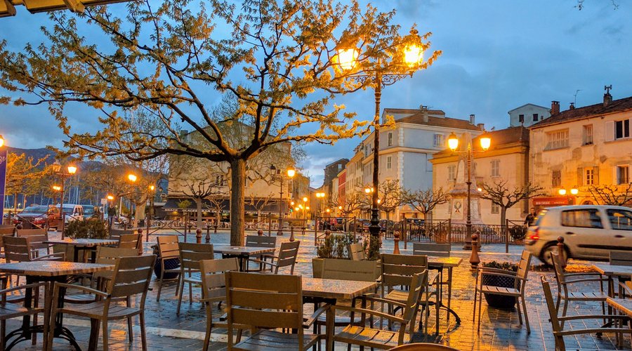 Bar Le Passage, Saint Florent - 레스토랑 리뷰 - 트립어드바이저