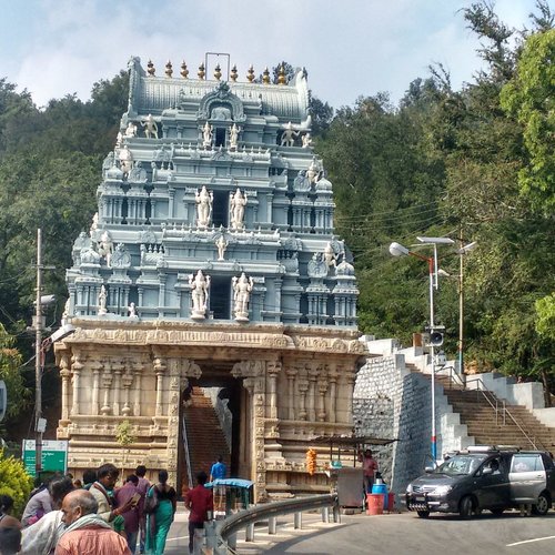 Poorana Brahmam Temple - Unique Temple in Kelambakkam