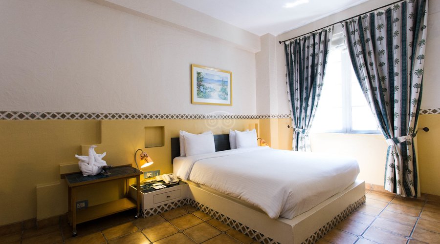 The Mediterranean Theme at The Gordon House Hotel