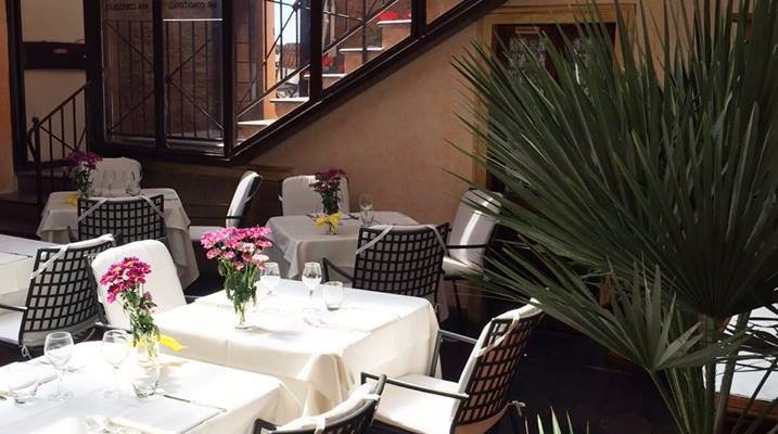 Mirador Restaurant: our Garden. Alghero - Sardinia