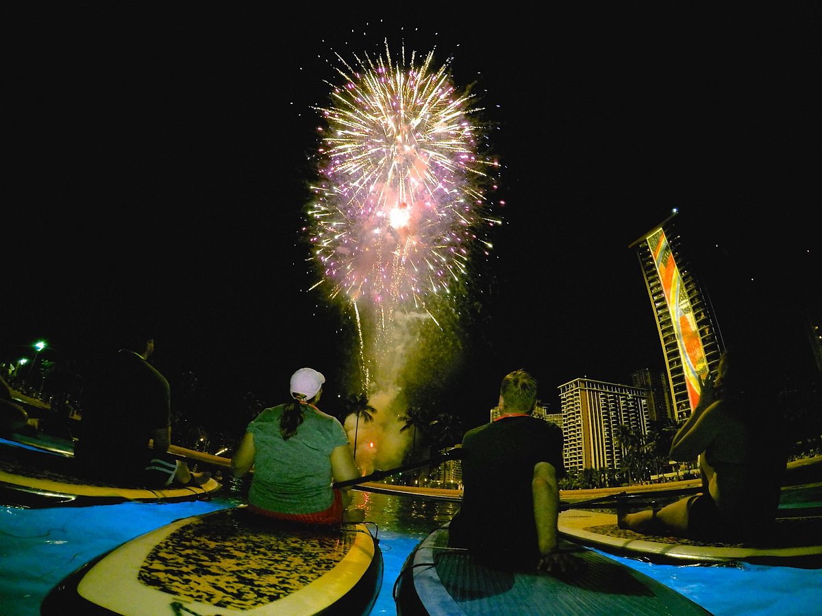 Night SUP Yoga and Fireworks at Magic Island: Book Tours